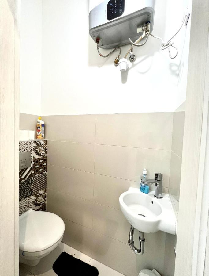 Wonderful Design Apartment In The City Centre ブダペスト エクステリア 写真
