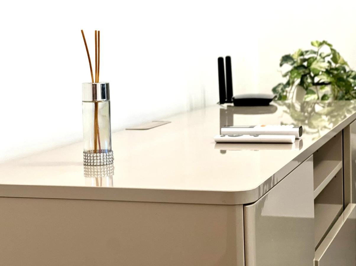 Wonderful Design Apartment In The City Centre ブダペスト エクステリア 写真
